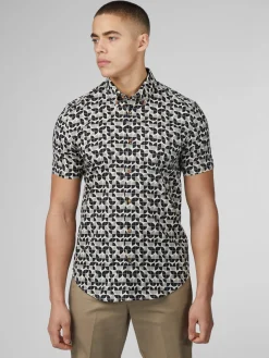 Ben Sherman Shirts^Linear Print Shirt - Black Black Option