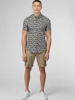 Ben Sherman Shirts^Linear Print Shirt - Black Black Option