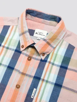 Ben Sherman Shirts^Signature Seersucker Check Shirt - Pale Pink